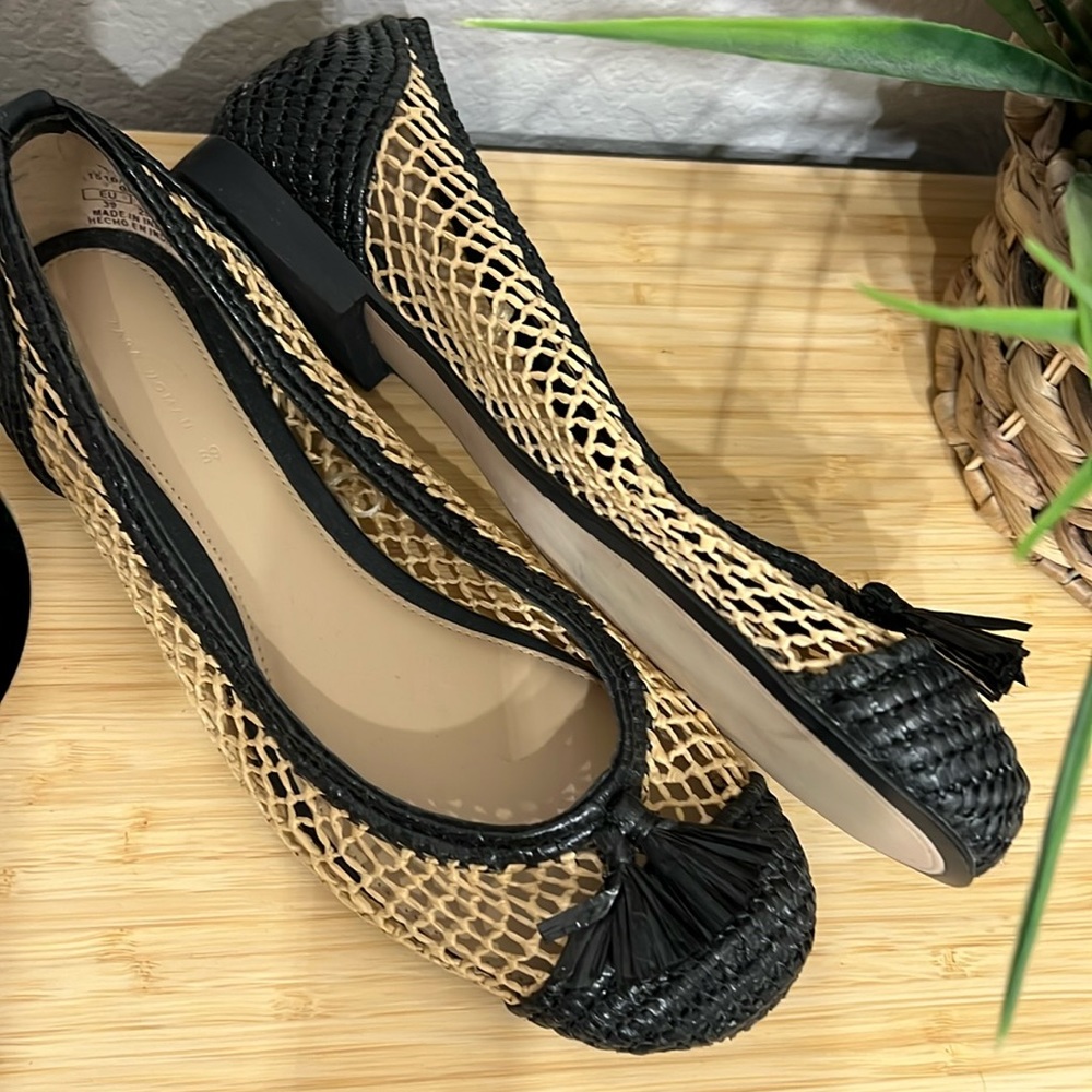 Zara Black and Nude Cap Toe Ballet Flats Woven with Tassels Size 39